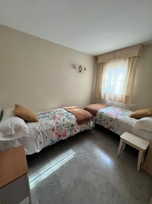 Apartamento Enriqueta Lozano Гранада Екстериор снимка