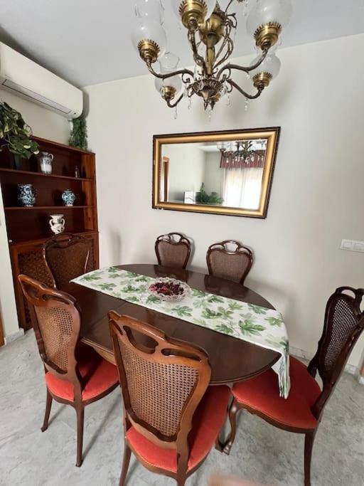 Apartamento Enriqueta Lozano Гранада Екстериор снимка